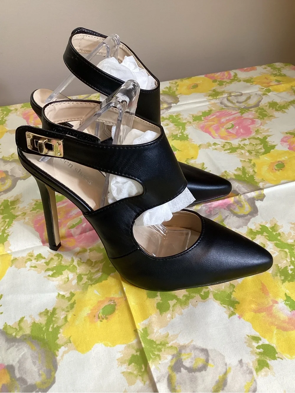 Queen Shoes Black Faux Leather Cutout Slingback Pumps Size 8.5 Pointed Toe